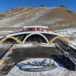 China inaugura el túnel de autopista más largo del mundo