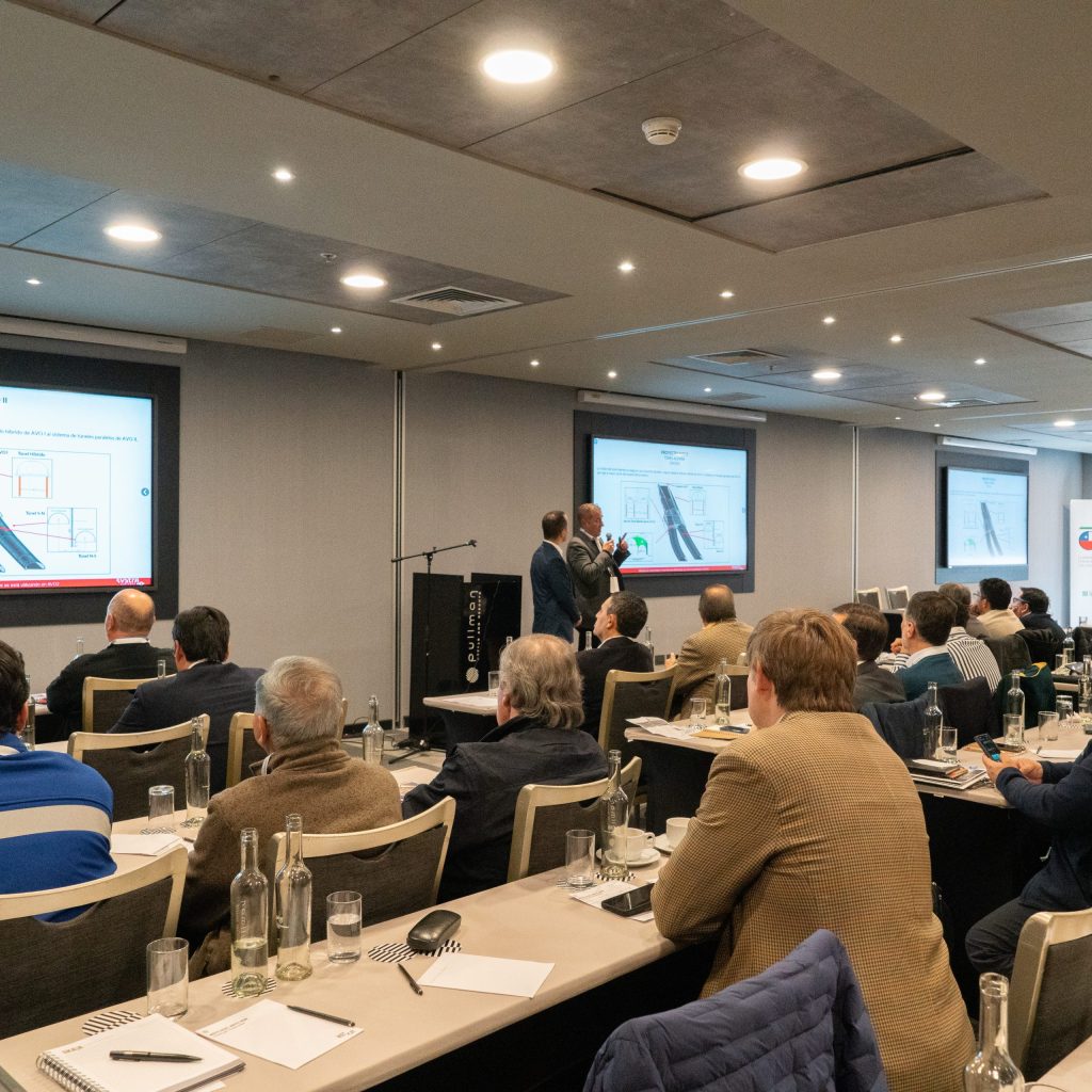 SUMMIT CTES-Chile reunió a más de 130 profesionales para abordar la innovación en fortificación de obras subterráneas
