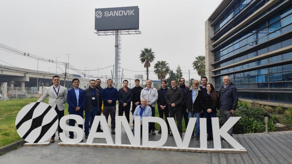 Socios CTES-Chile recorren las operaciones de Sandvik en Santiago